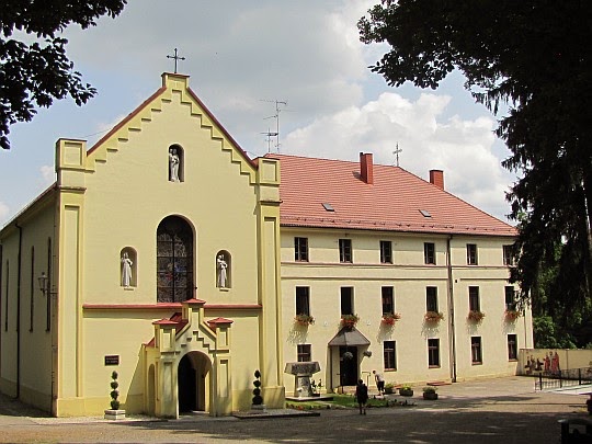 Sanktuarium Św. Józefa i klasztor Franciszkanów na Koziej Górze (Klasztorne Wzgórze).