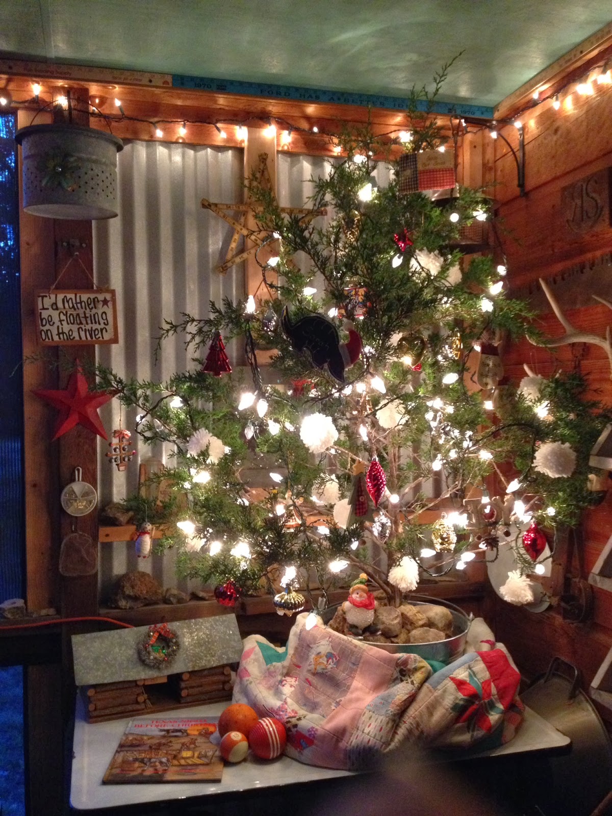 A Porch of My Own Christmas, Little Cabin Style