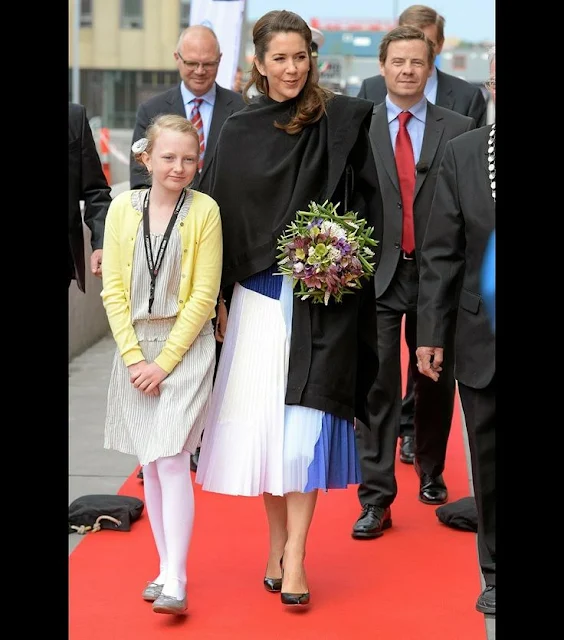 Crown Princess Mary of Denmark attended  official opening of the festival of Research