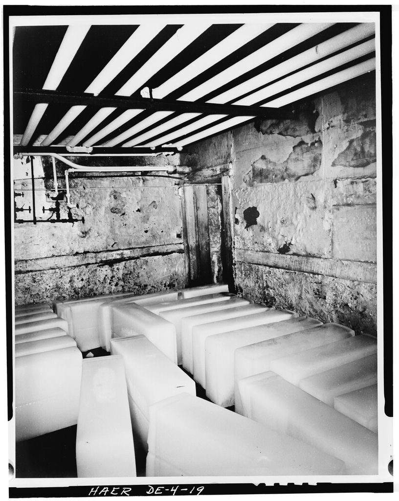 Suzassippi's Lottabusha County Chronicles January 2012