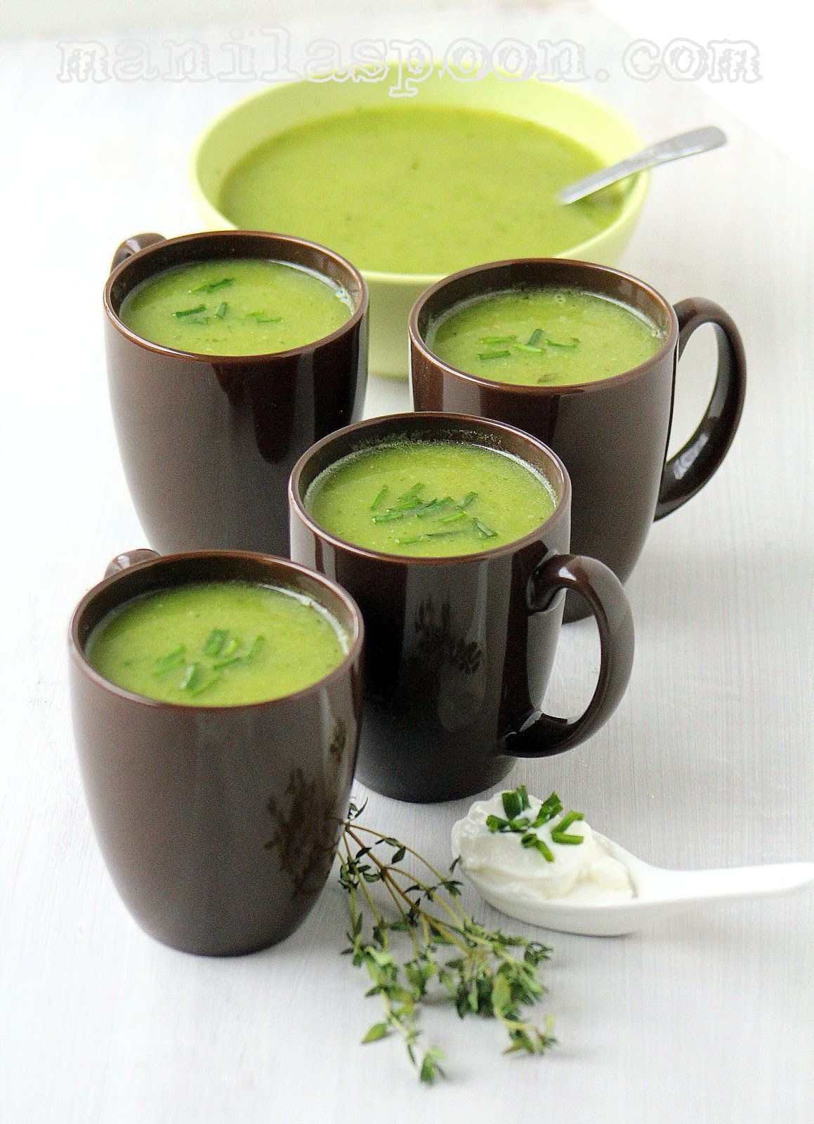 Easy to make, tasty and healthy soup for the remaining days of winter and to welcome Spring - ZUCCHINI SOUP. Gluten-free and low-carb, too! | manilaspoon.com