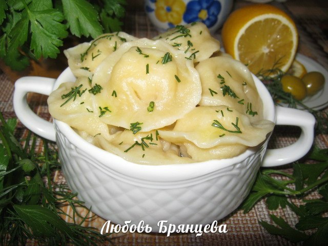 Рецепт: Домашние куриные пельмени с зеленью домашние пельмени с курицей рецепт