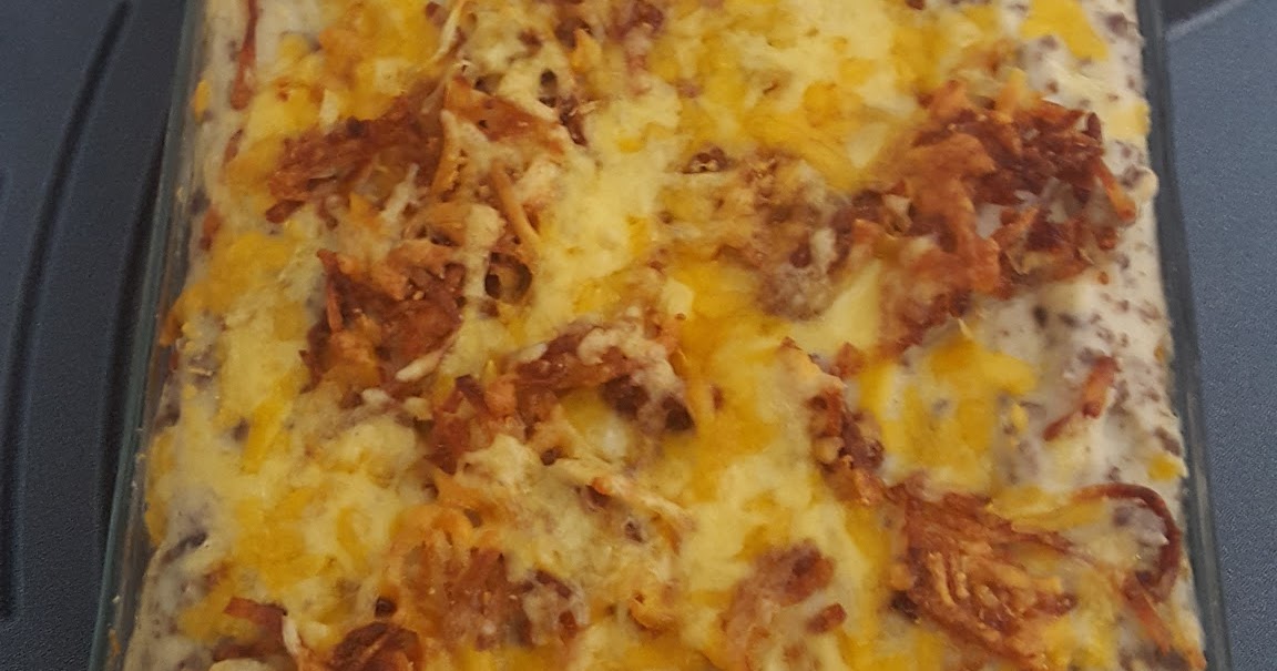 Coastiewifecooking Biscuit and Gravy Breakfast Lasagna