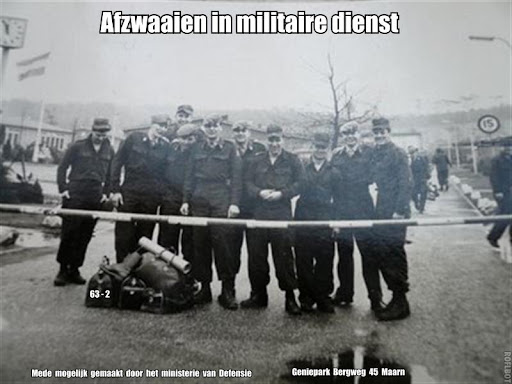 Afzwaaien in militaire dienst