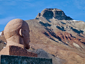 Pyramiden, busto de Lenin
