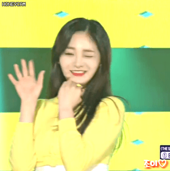 170502 더쇼 예쁜데 끼까지 부려버리는 주결경 ㄷㄷㄷ.gif | 인스티즈