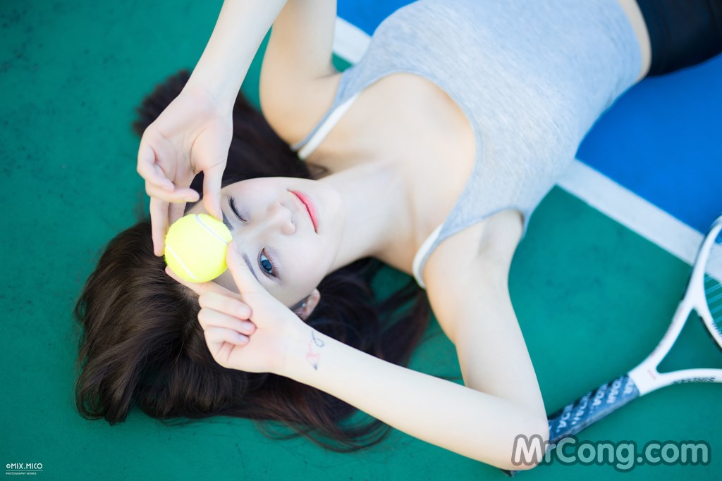 See the beautiful young girl showing off her body on the tennis court with tight clothes (33 pictures) photo 2-9