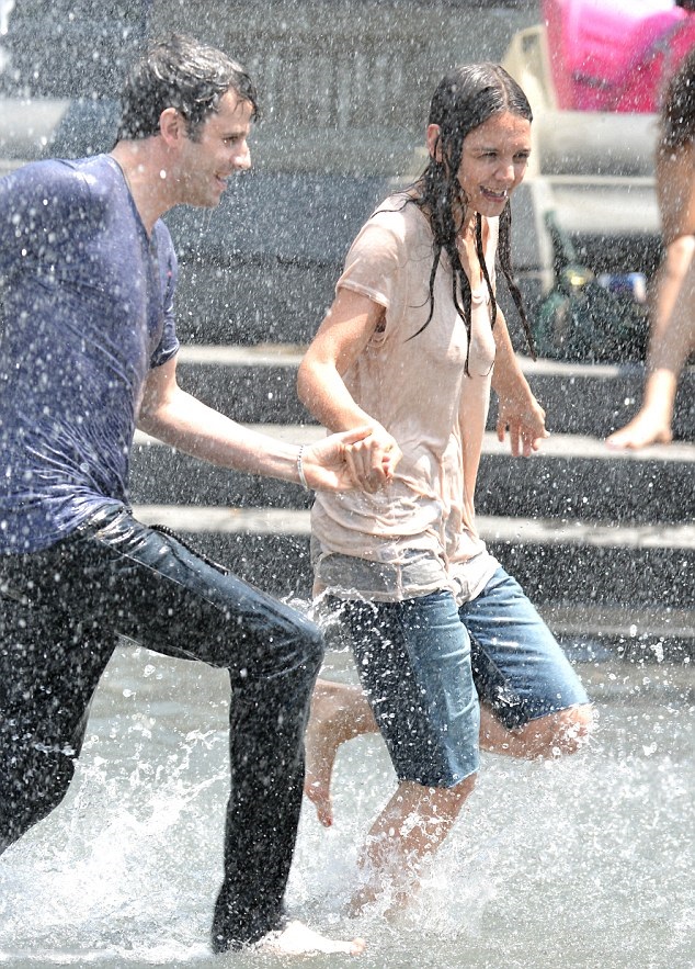 634px x 883px - Katie Holmes Wet T-Shirt And See-Through Pokies At Water ...