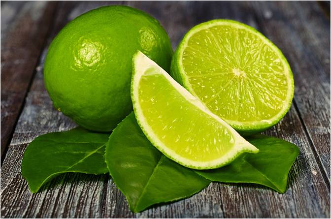 Langit biru: 20 Alternatif Alami Menghilangkan Ketombe