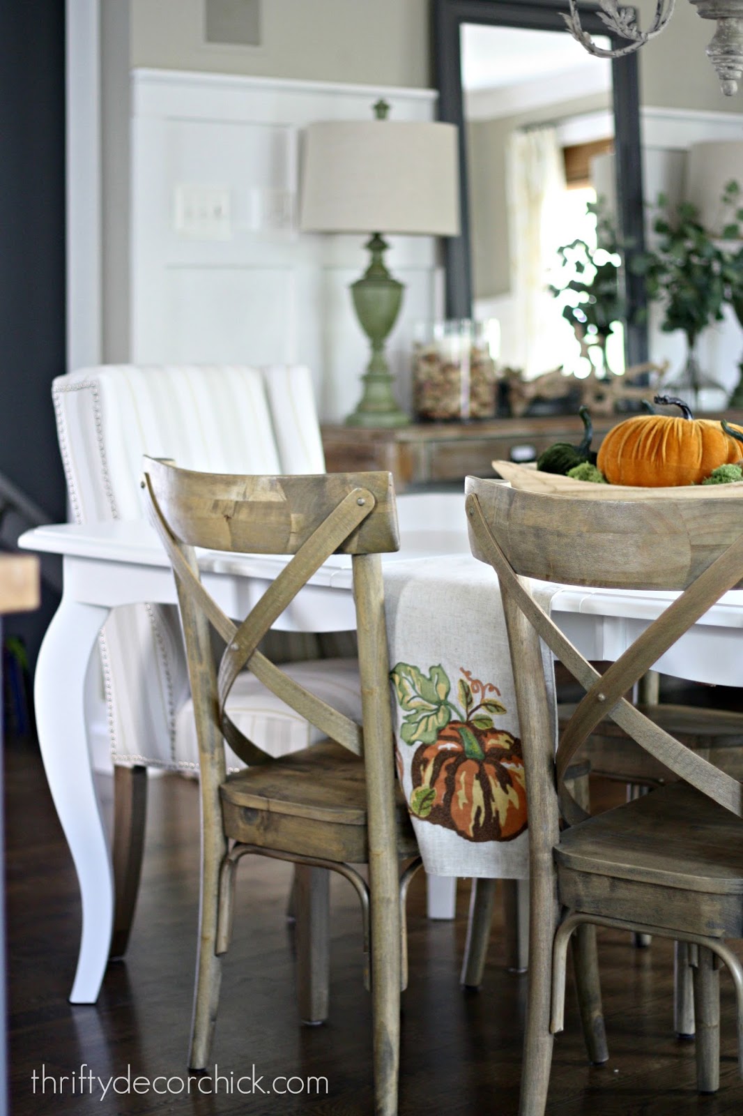 How to paint a kitchen table Thrifty Decor Chick