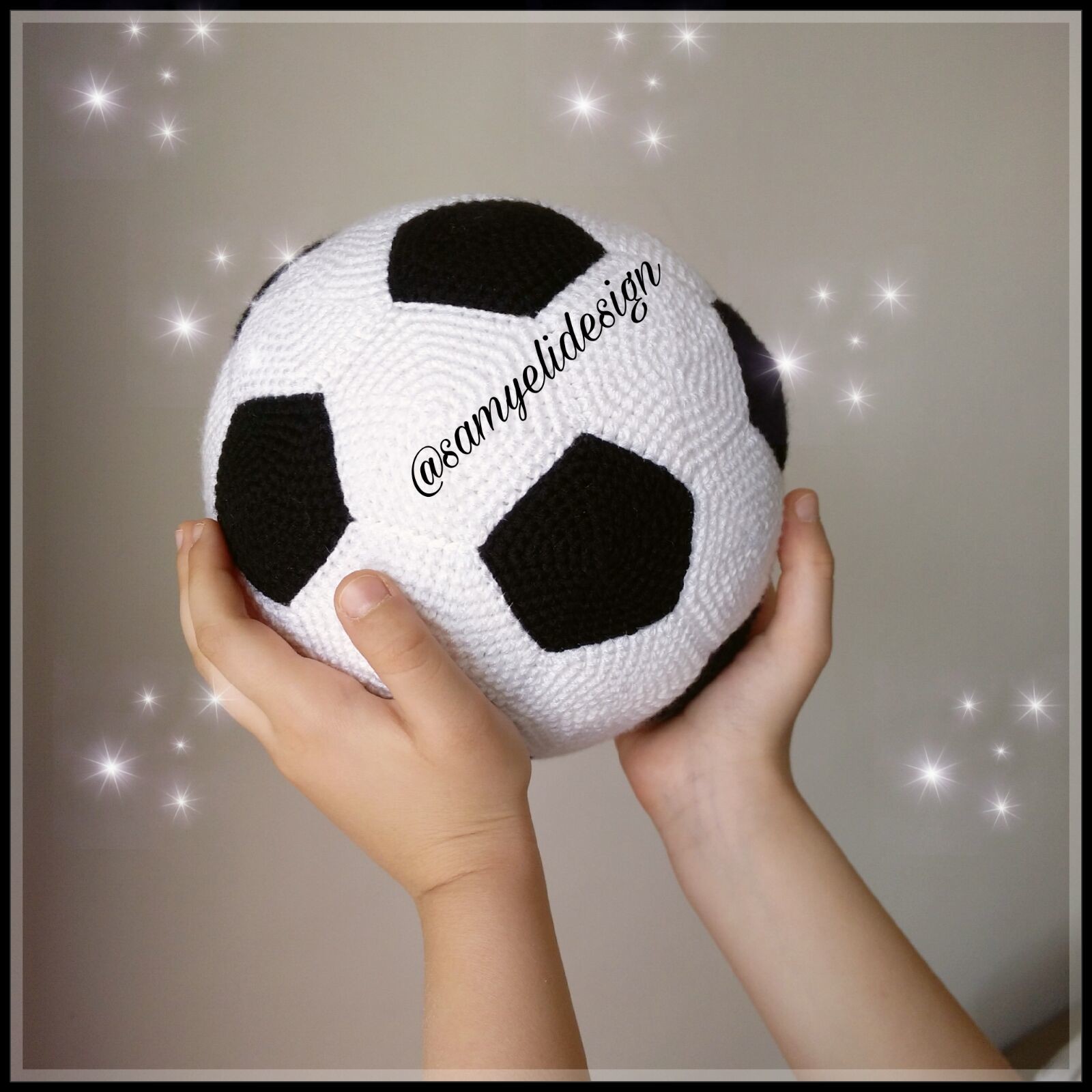 Amigurumi Futbol Topu Yapılışı Amigurumi Futbol Topu Yapılışı