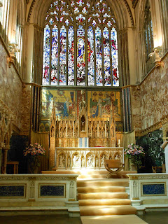 Making the Invisible Visible: European churches