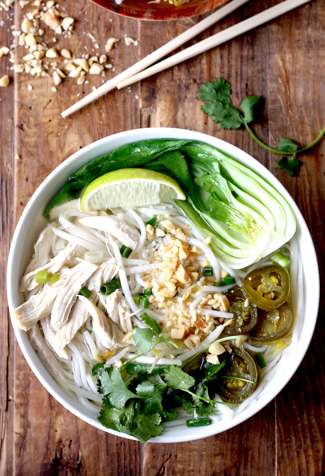 Thai Rice Noodle Soup with Chicken by SeasonWithSpice.com