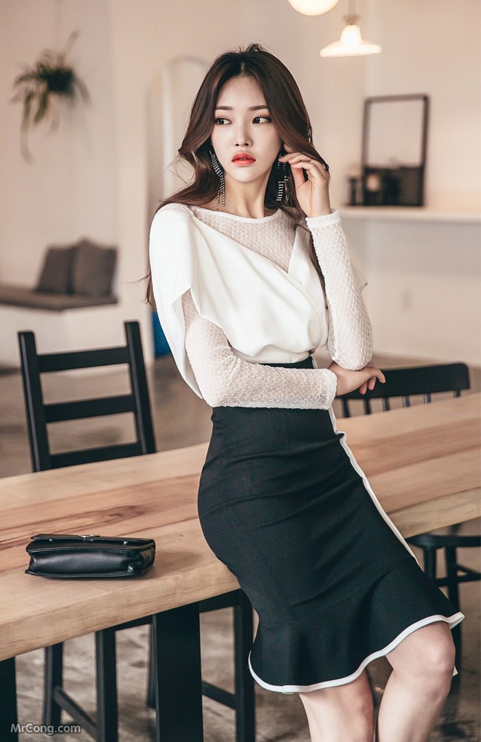 Beautiful Park Jung Yoon in a fashion photo shoot in March 2017 (775 photos) photo 36-8