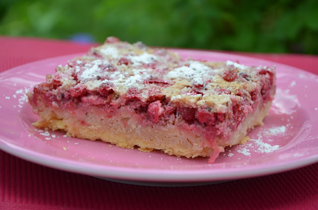 Himmelsküche: Johannisbeerkuchen mit Mandelbaiser Himmelsküche: Johannisbeerkuchen mit Mandelbaiser