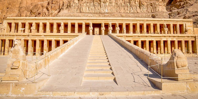 The Entrance of Hatshepsut Temple - Tourism in Luxor - www.tripsinegypt.com