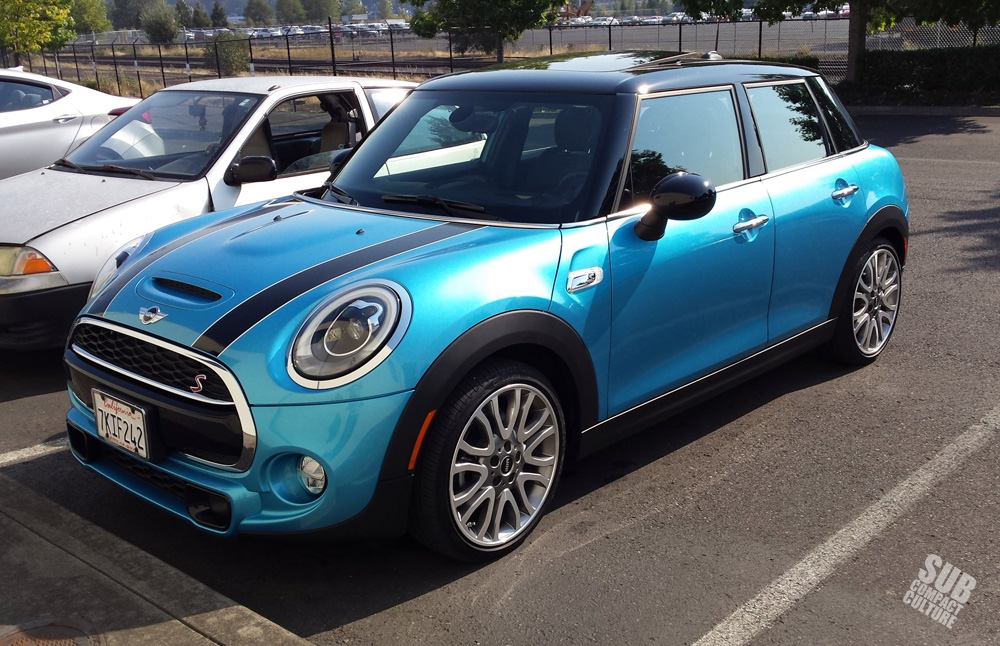 Review 2017 Mini Cooper S 4 Door Hardtop Subcompact Culture The 2017 Mini Cooper S 4 Door Hardtop Front 3