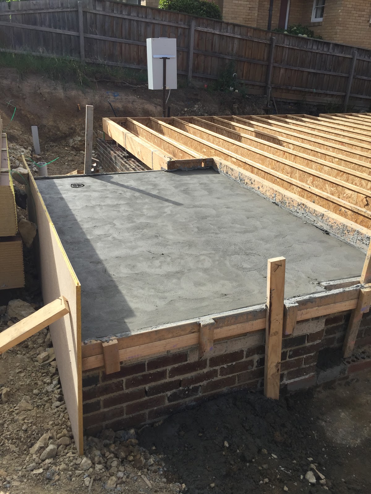 First House Built in Melbourne, Australia Bondek Slabs