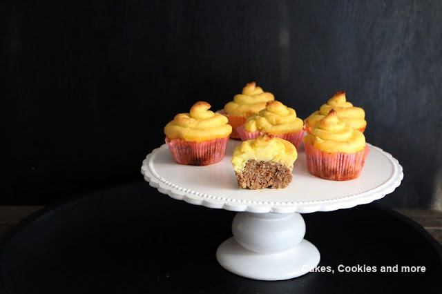 Hackfleischmuffins mit Kartoffelhaube