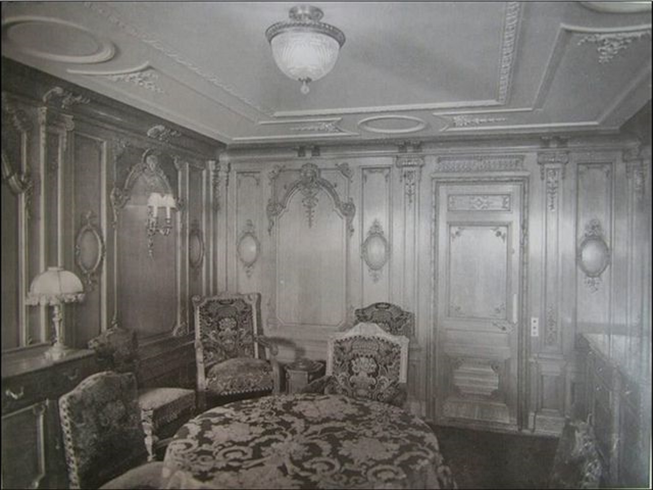 2nd Class smoking room