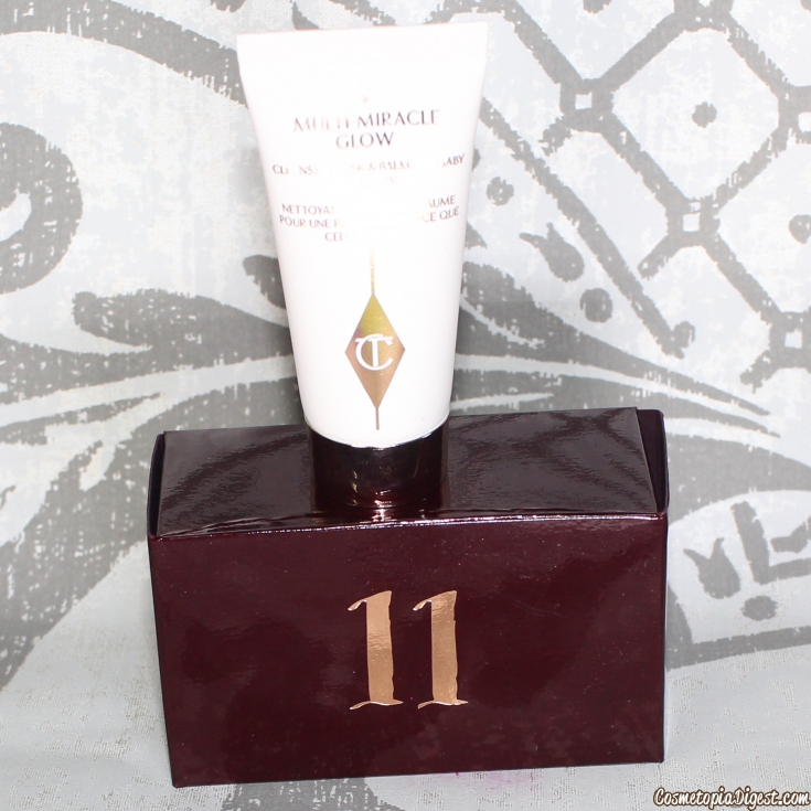  Here is the review and contents of the Charlotte Tilbury Book of Makeup Magic Advent Calendar 2015.