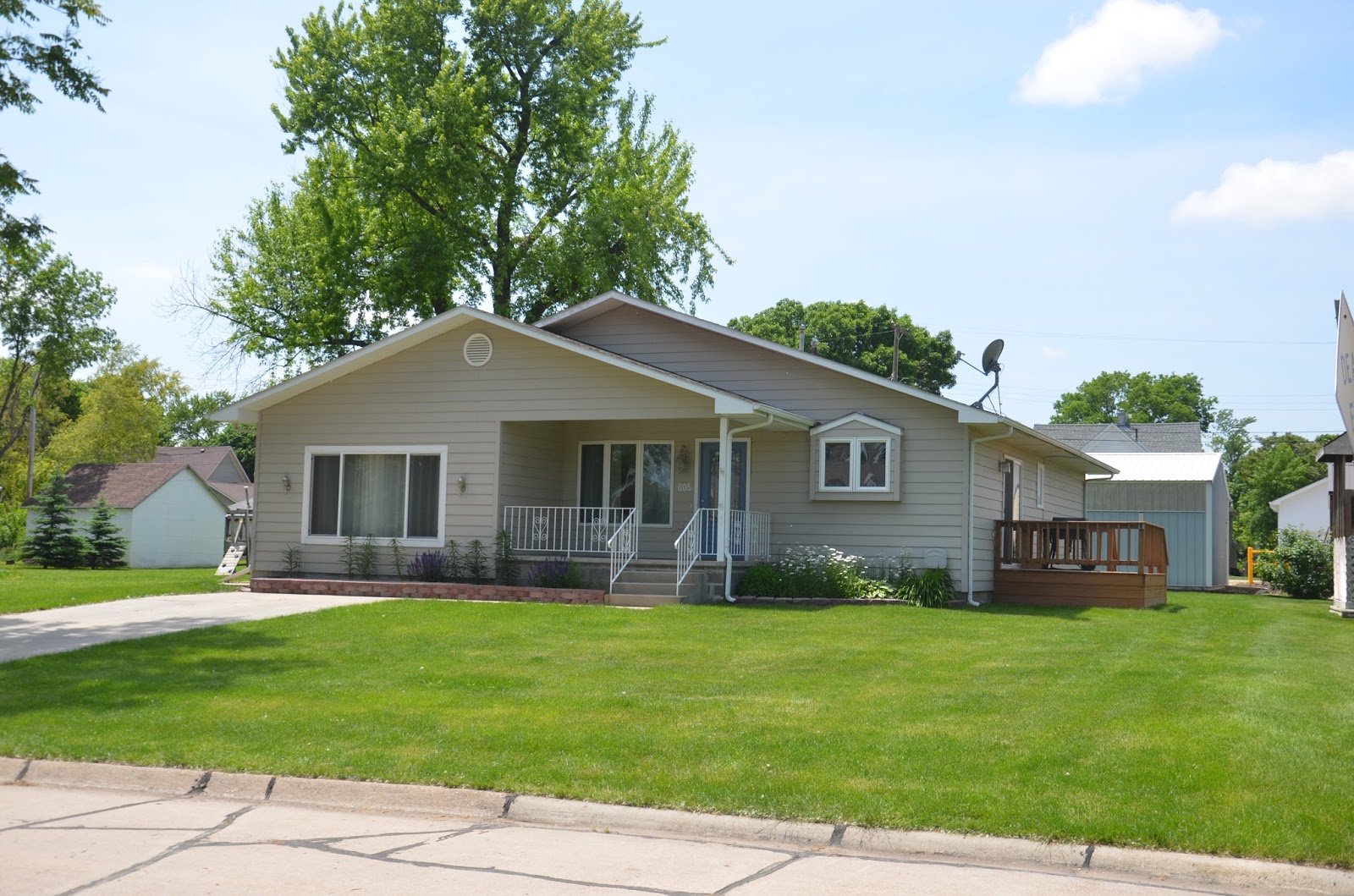 Sutton Nebraska Museum 605 S. Way Ave. Sutton House Project