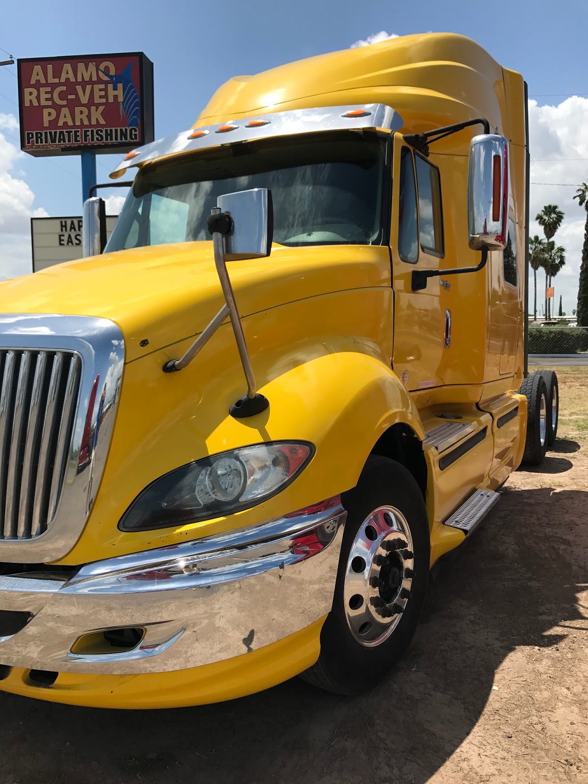 HEAVY DUTY TRUCK SALES, USED TRUCK SALES Truck loans for owner operators