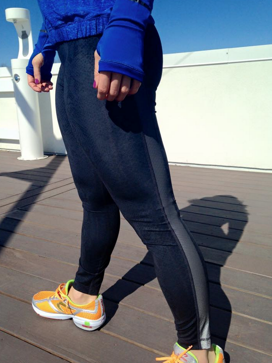http://www.anrdoezrs.net/links/7680158/type/dlg/http://shop.lululemon.com/products/clothes-accessories/tops-long-sleeve/Pace-Pusher-1-2-Zip?cc=17898&skuId=3594824&catId=tops-long-sleeve