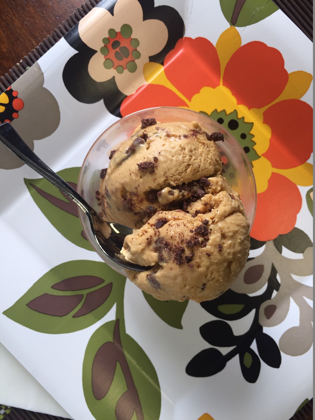 The Ultimate Chocolate Blog Salted Caramel Ice Cream with Caramel