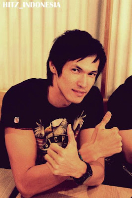 By FT. Art: [Profil] HITZ