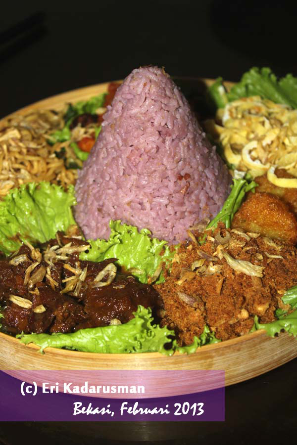 Tanpa Telur Nasi Uduk Ubi Ungu