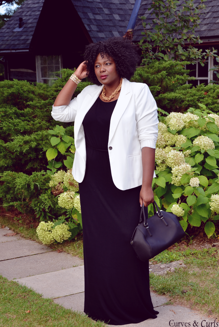 how to wear a white blazer #plussize #plussizeootd #plussize outfit inspiration, #old Navy dress, #plussize bloggers 