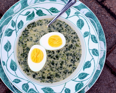 Spinach Soup with Perfect Hard-Cooked Eggs ♥ KitchenParade.com, homemade spinach soup, on the table in 30 minutes with still-warm easy-to-peel hard-cooked eggs. Vegetarian. Low Carb. High Protein. Weight Watchers Friendly.