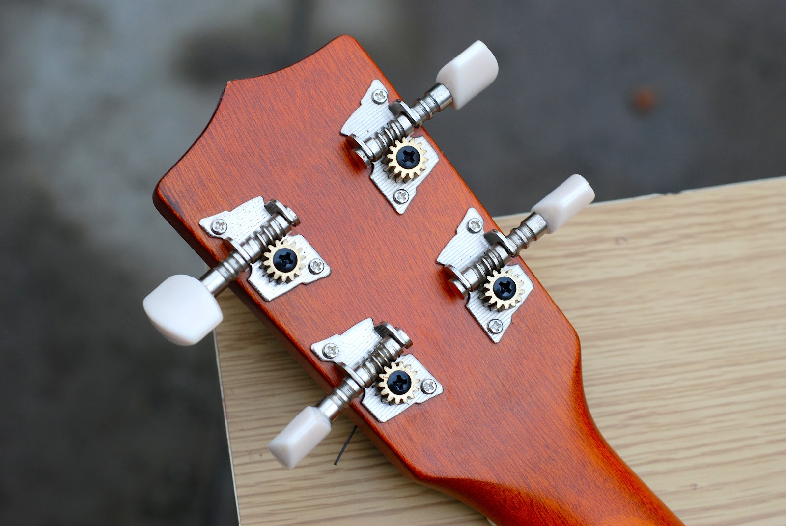 Southern Ukulele Store All Solid Concert Ukulele REVIEW