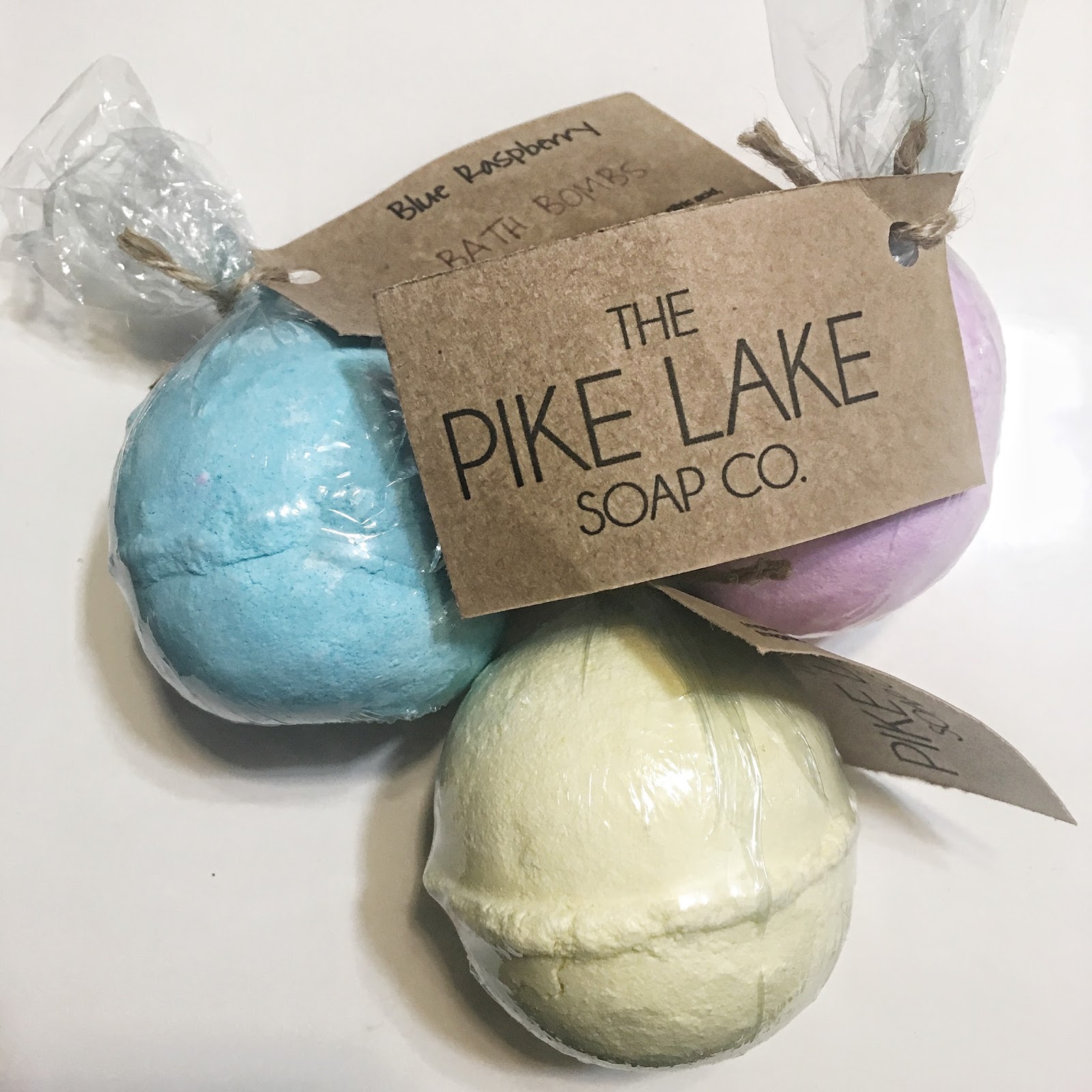 Backwoods Beauty Blogger Bath Bombs!