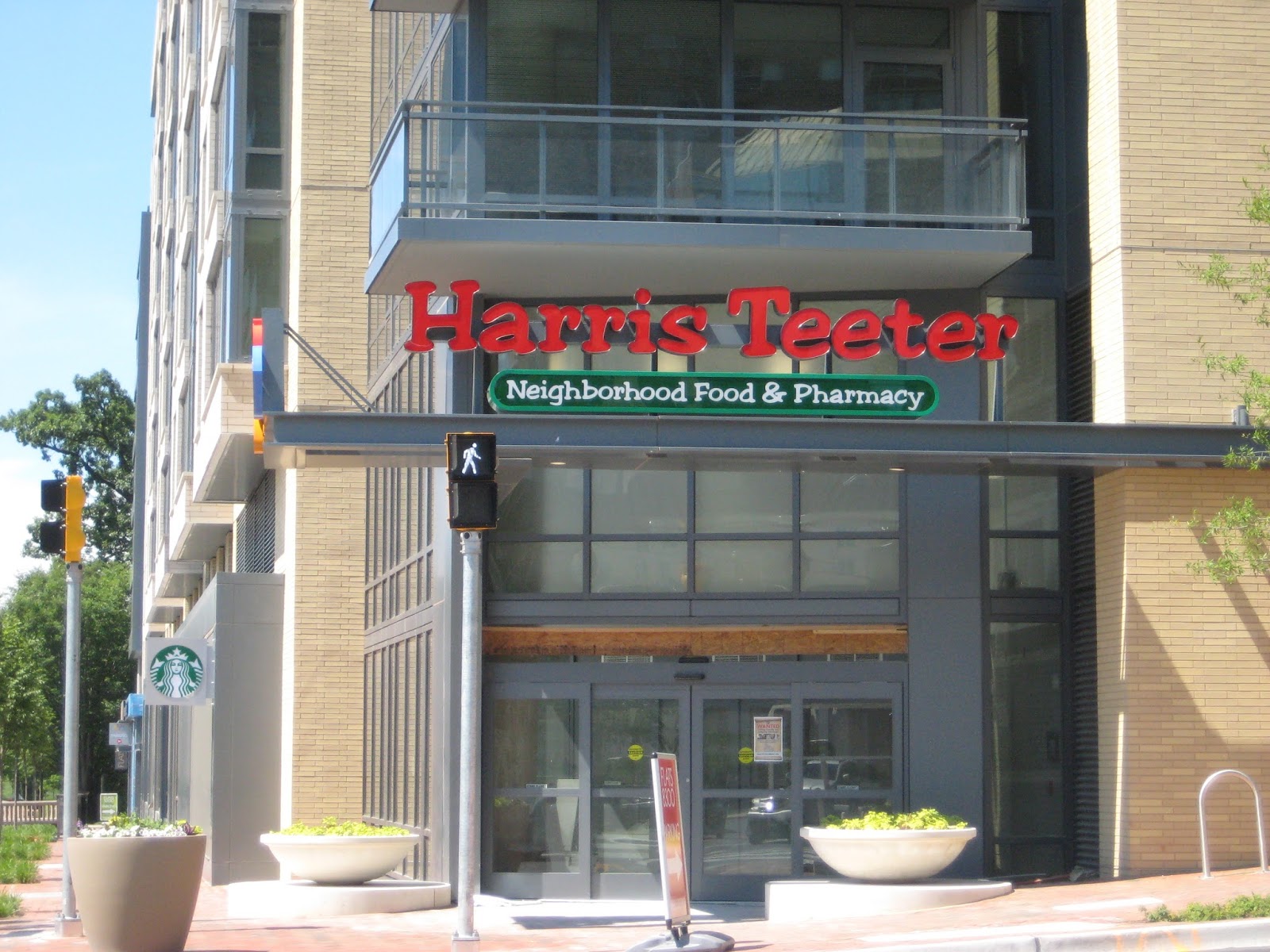 Robert Dyer Bethesda Row Signage installed at Harris Teeter in