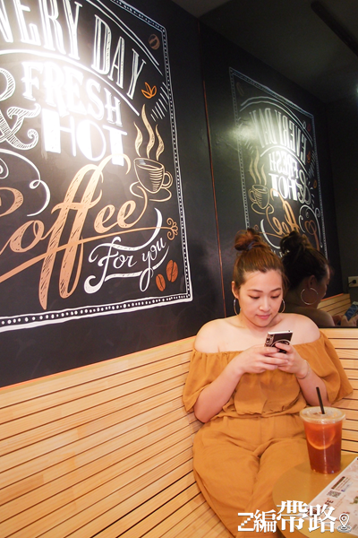 【台北東區飲料店】藏咖啡藏café,超有調性的工業風,私藏獨立小包廂即使一個人獨食也不孤單