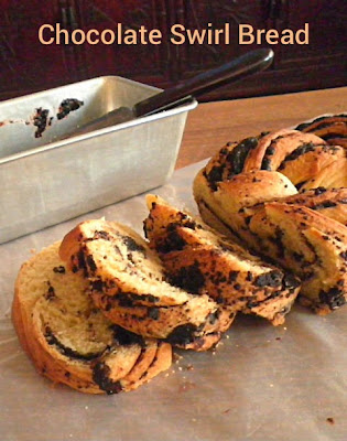 chocolate swirl bread recipe @ http://treatntrick.blogspot.com