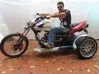 Moto/triciclo adaptada feita por Cadeirante