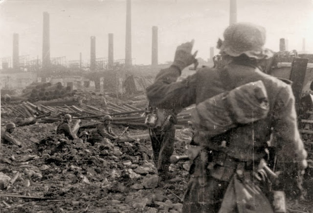 Stalingrad worldwartwo.filminspector.com