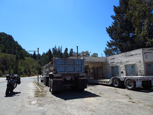 Abandoned Gas Station Leggett