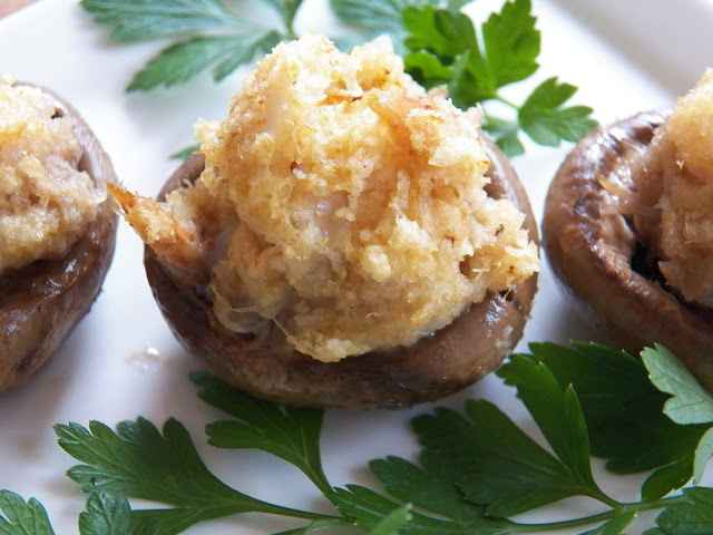 Thai Style Crab Cake Stuffed Mushrooms