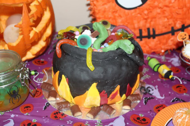 cauldron cake