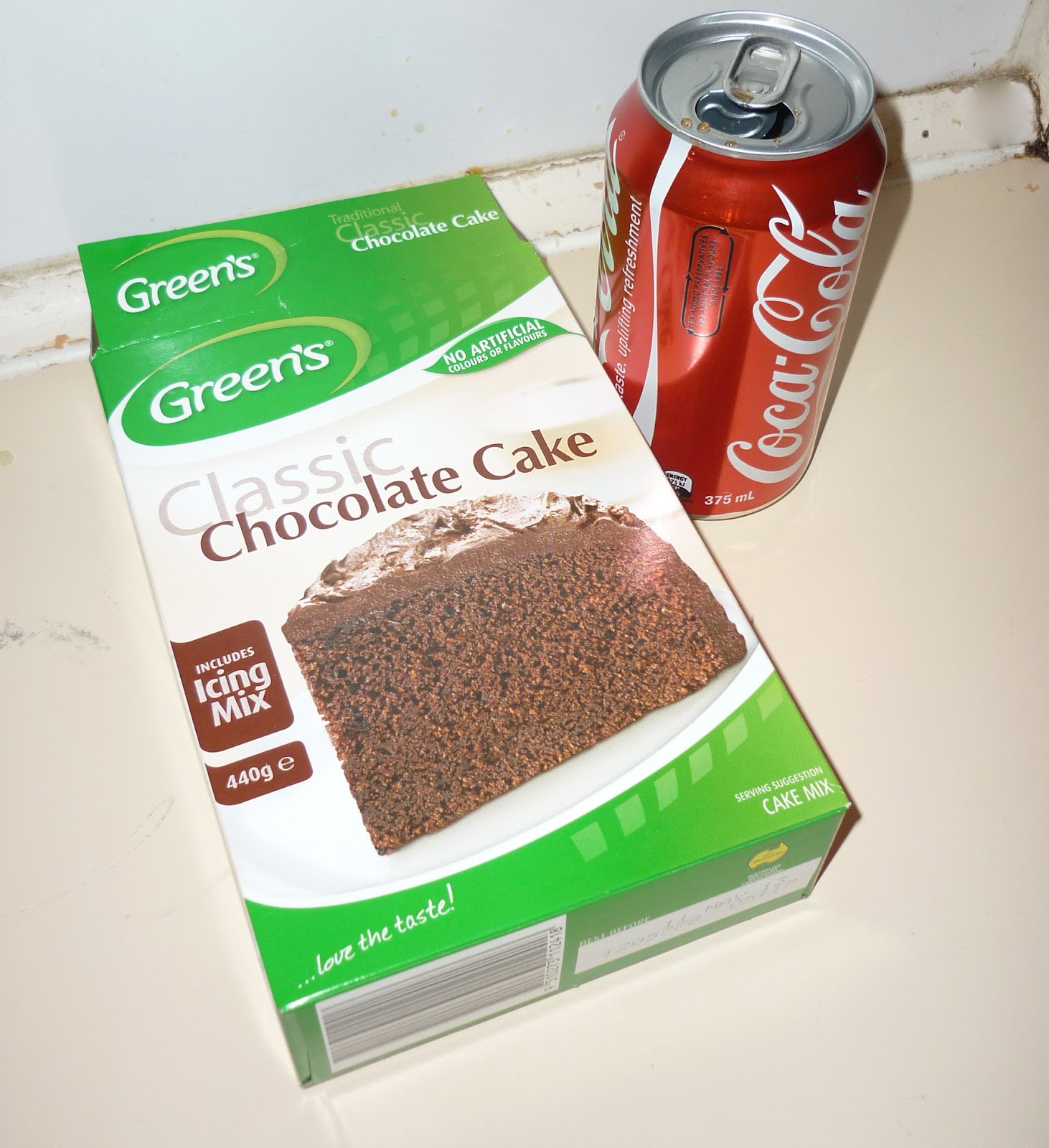 Mamma That Makes Chocolate Coke Microwave Cake