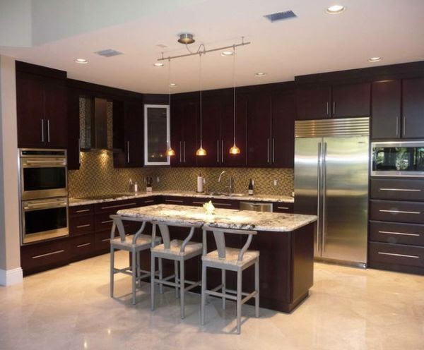Modern Kitchen Cabinet with Earthy Color Palette