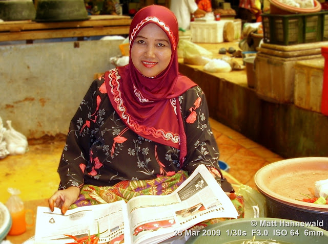 Malaysian Malay, Malay market woman, traditional Malay costume, baju kurung, Malay headscarf, tudung, portrait, West Malaysia, Kelantan, Kota Bharu market