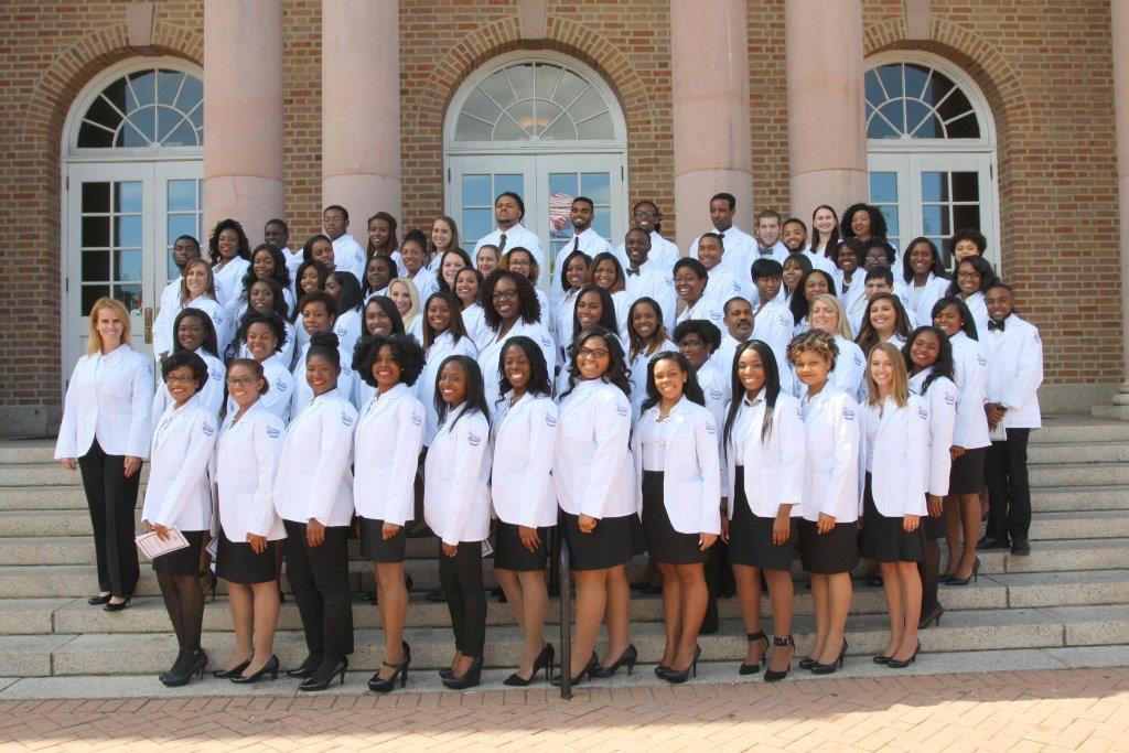 Hampton University News HU Pharmacy Inductees Celebrate White Coat Ceremony
