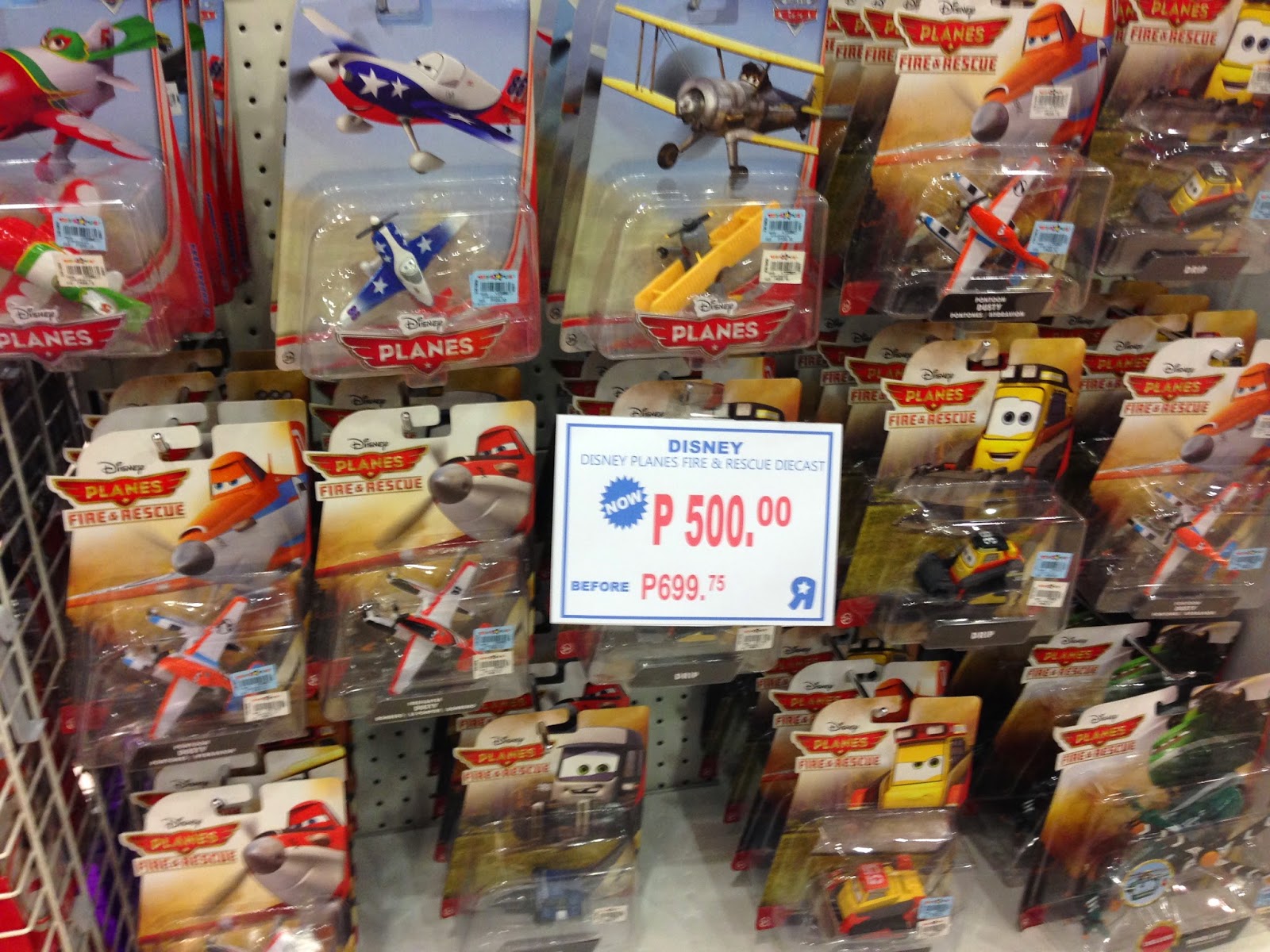 Toy Sale in Manila, Philippines 2015 : Disney Planes Die-Cast Toys on SALE