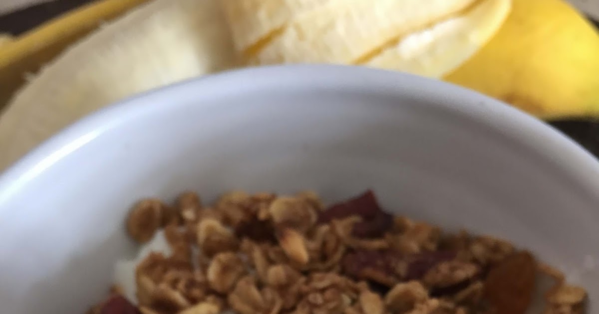 Le granola aux noix de pécan et sirop d'érable
