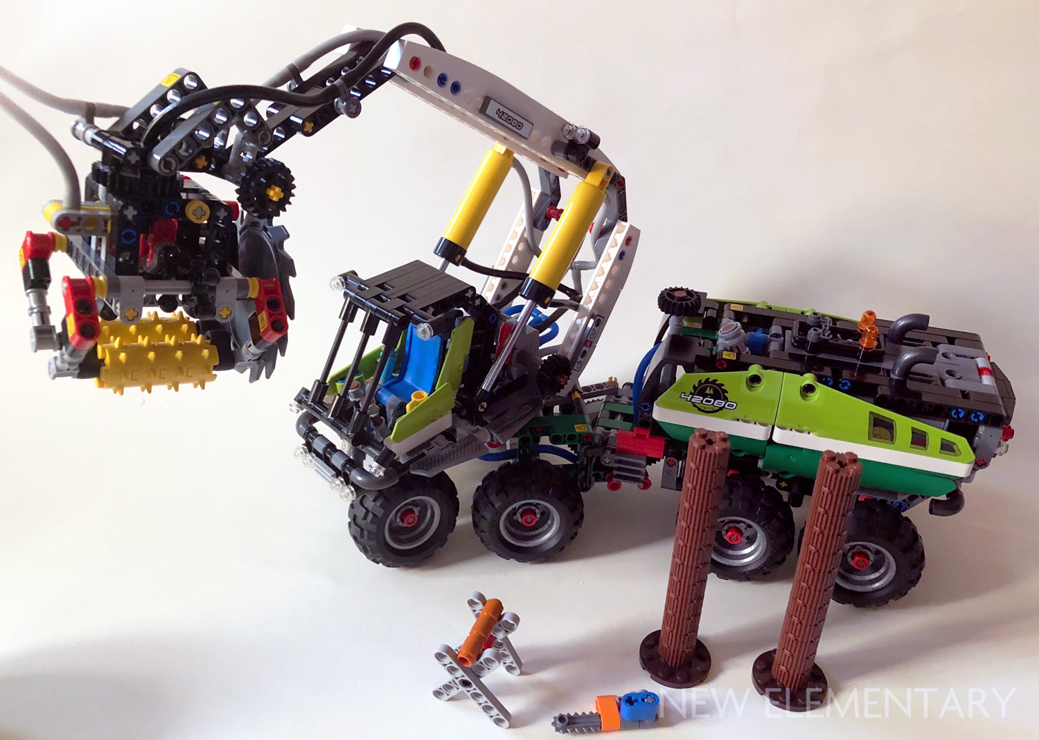 LEGO® Jurassic World 2018: Elementosaurus Part 1  New Elementary: LEGO®  parts, sets and techniques